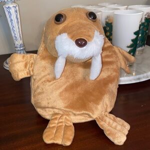 Pop Out Pets 3 in 1 plush adorable and great for imaginative play! NWT